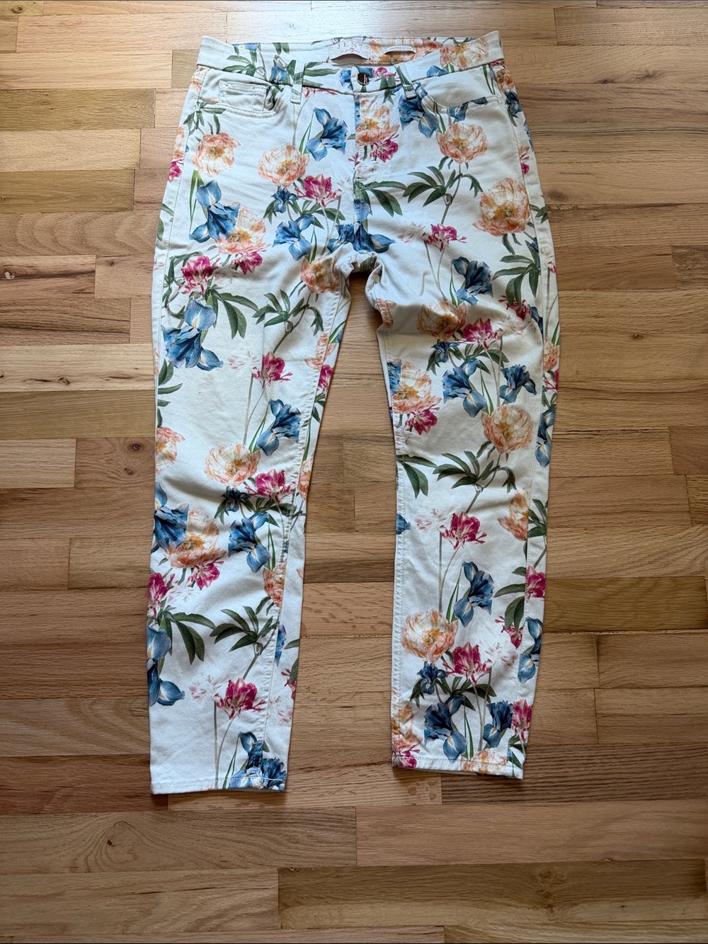 Women’s Floral Skinny Jeans - White with Multicolor Floral Print